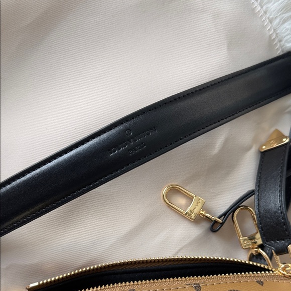 Luxury Designer Brown and Black Women's Bag - Picture 10 of 13